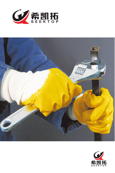 100% Cotton Shell Interlock Lining, Knit Cuff, Nitrile 3/4 Coated, Smooth Finish